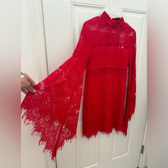 MinkPink Drama Queen Lace Dress Christmas Red NTW 109 - Picture 6 of 7